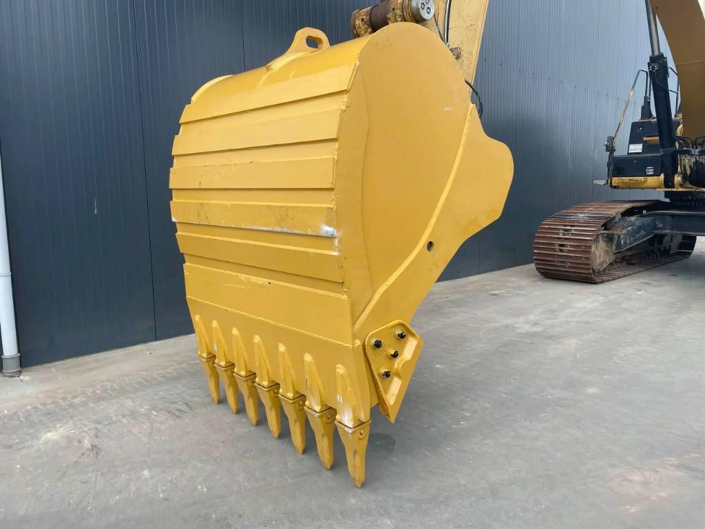 CAT 349E L