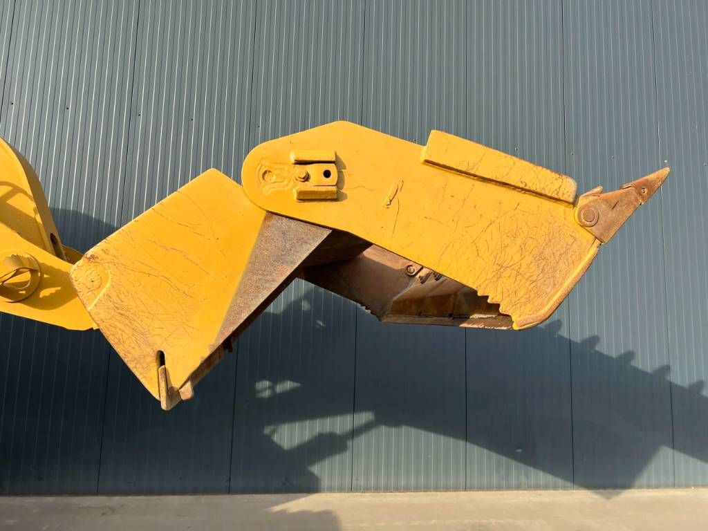 CAT 963C