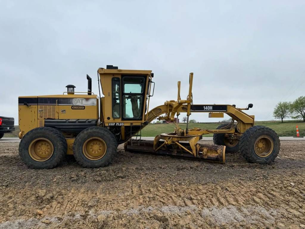 CAT 140H