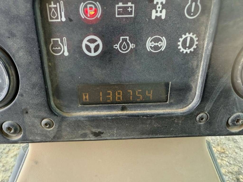 CAT 140H
