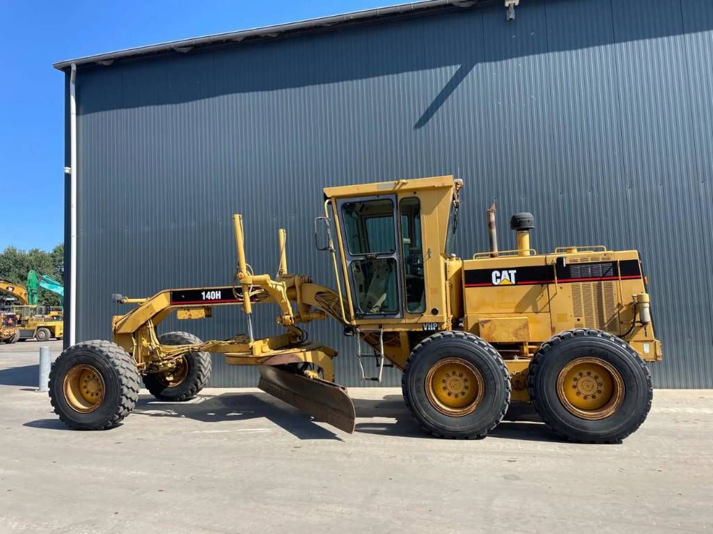 CAT 140H - 3306 Engine