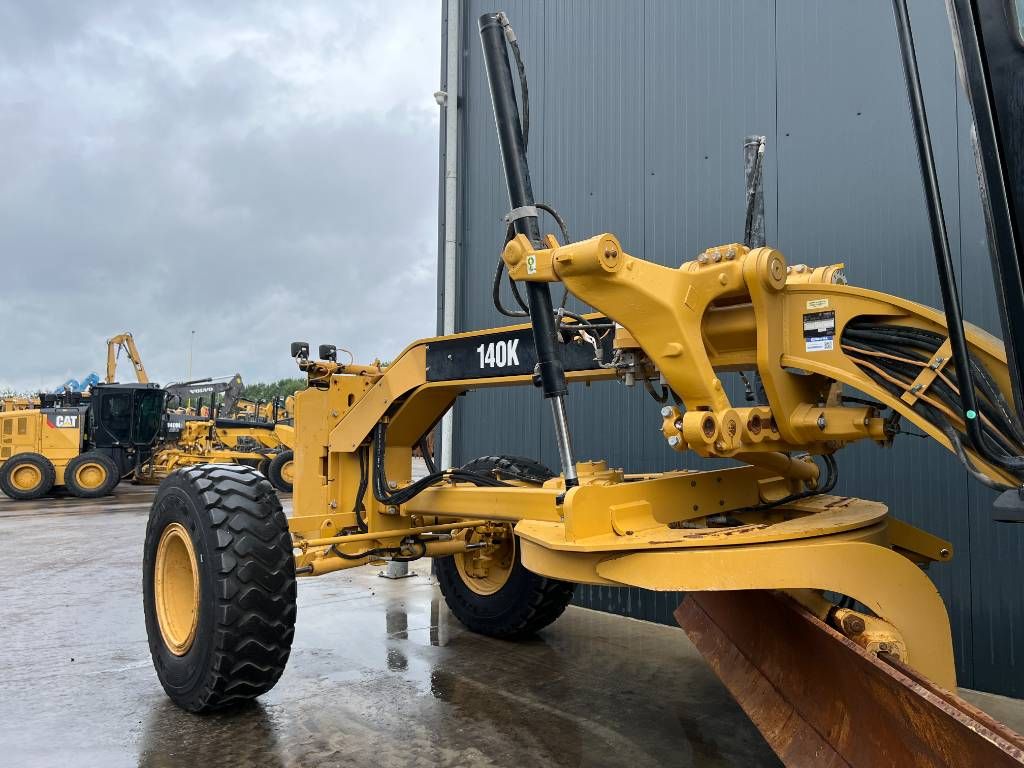 CAT 140K