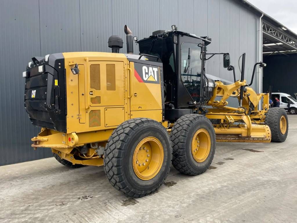 CAT 140M3 AWD