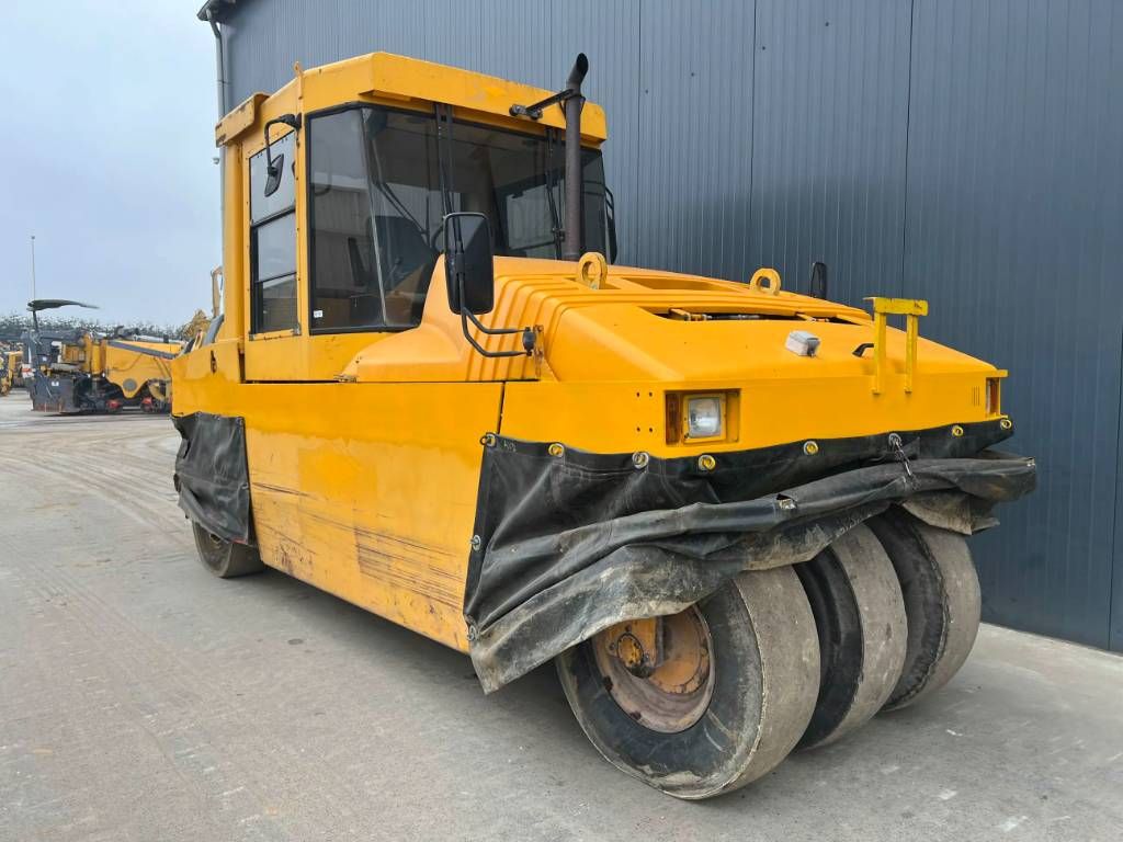 CAT PS300B