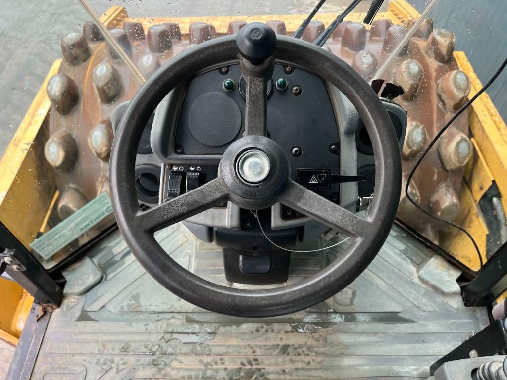 CAT CP76