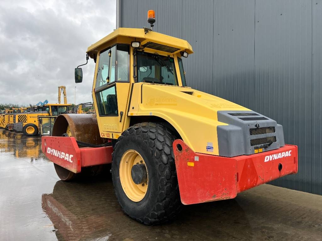 Dynapac CA302D