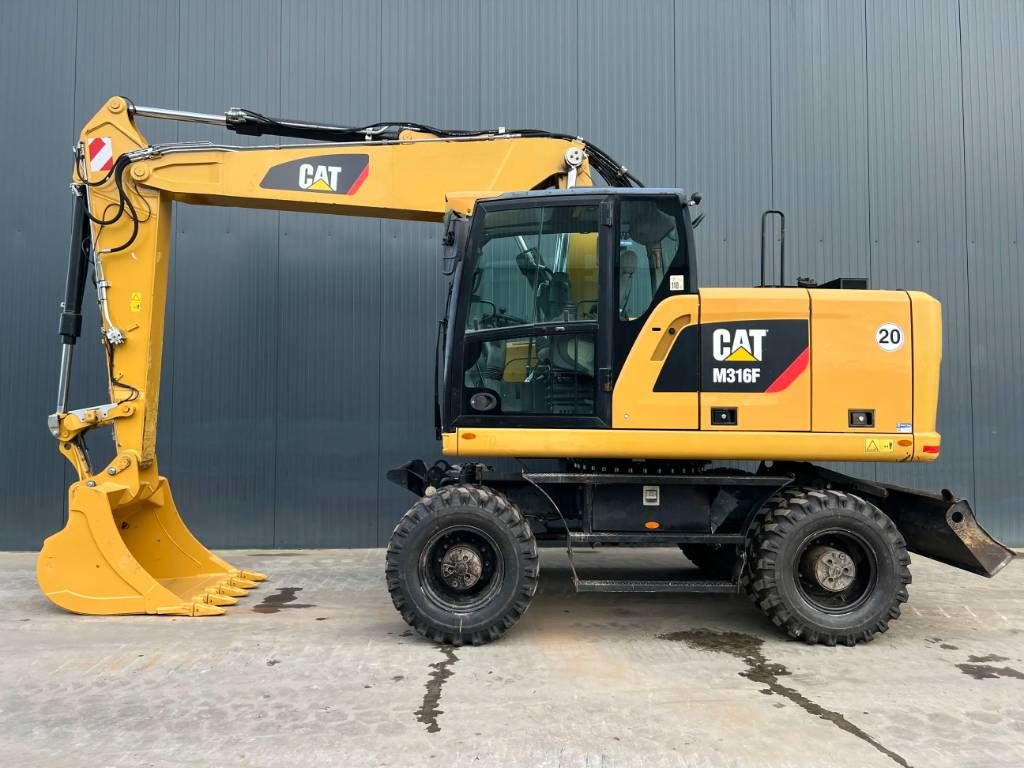 CAT M316F