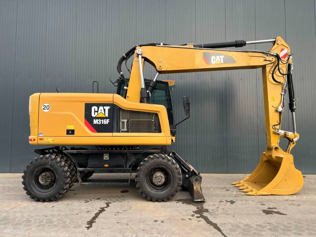 CAT M316F