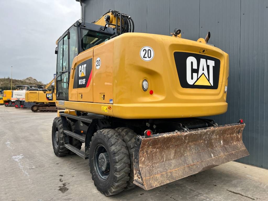 CAT M318F - Extremely Nice Condition