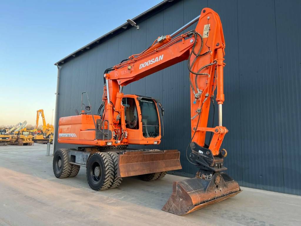 Doosan DX170W