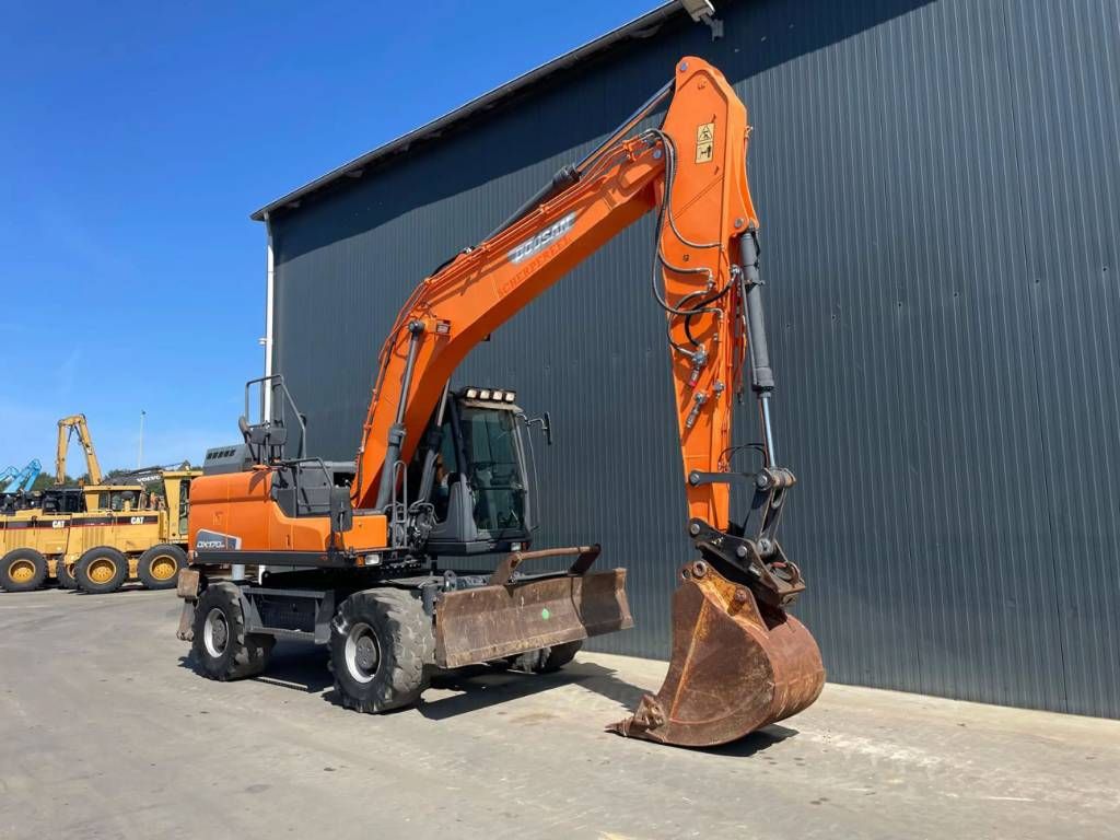 Doosan DX170W-5