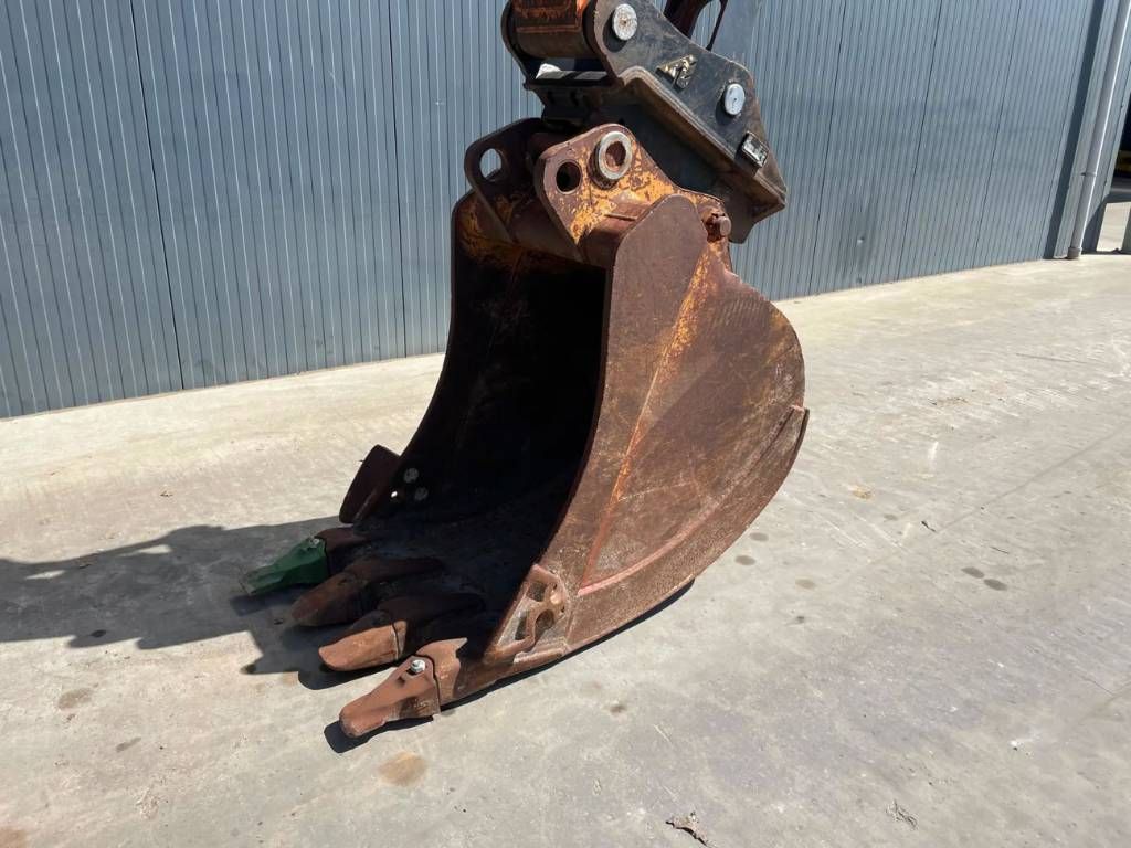 Doosan DX170W-5