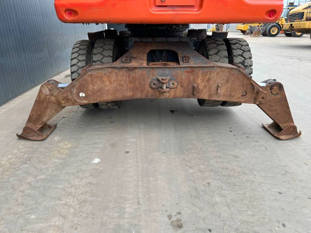 Doosan DX210W