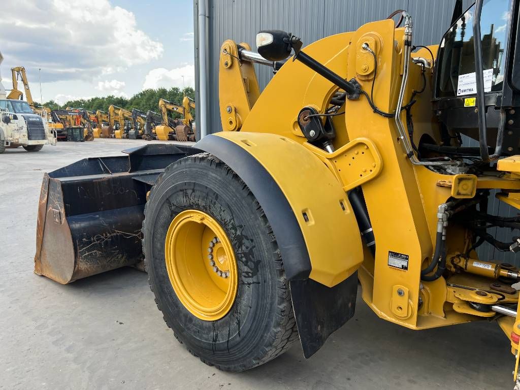 CAT 930K