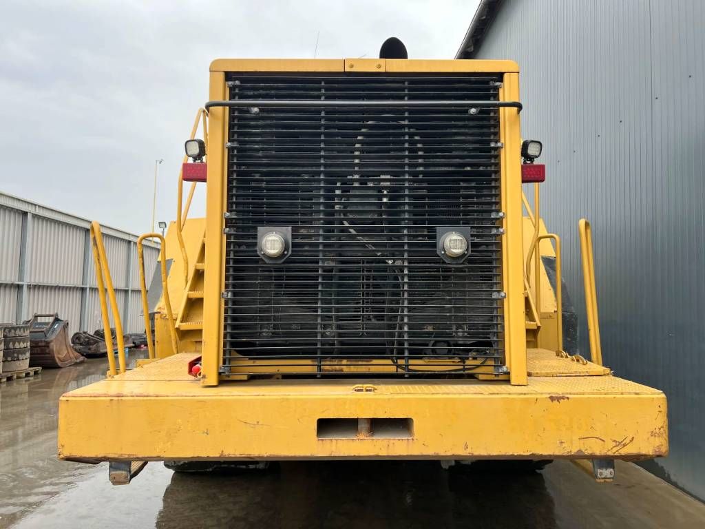 CAT 988H