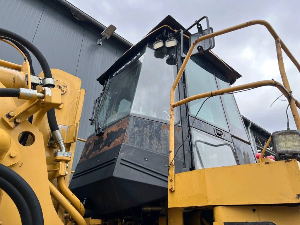 CAT 988H