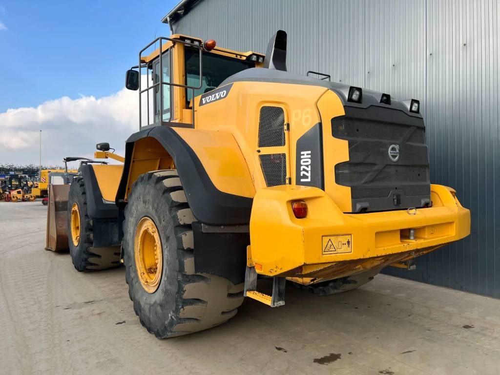 Volvo L220H