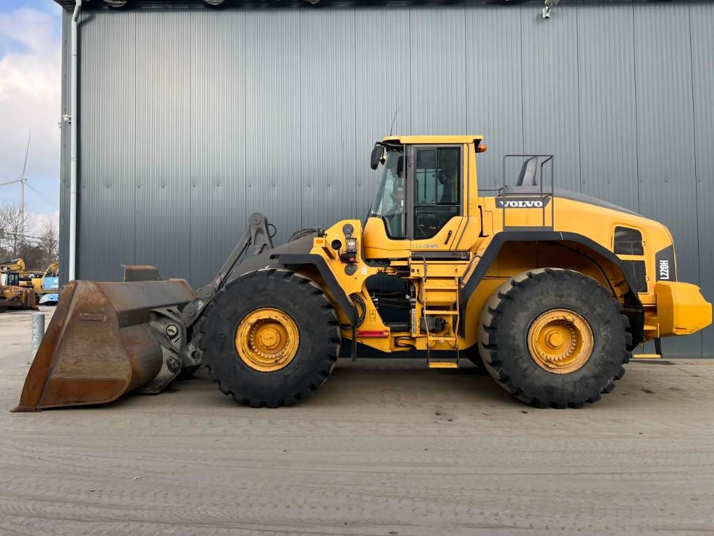 Volvo L220H