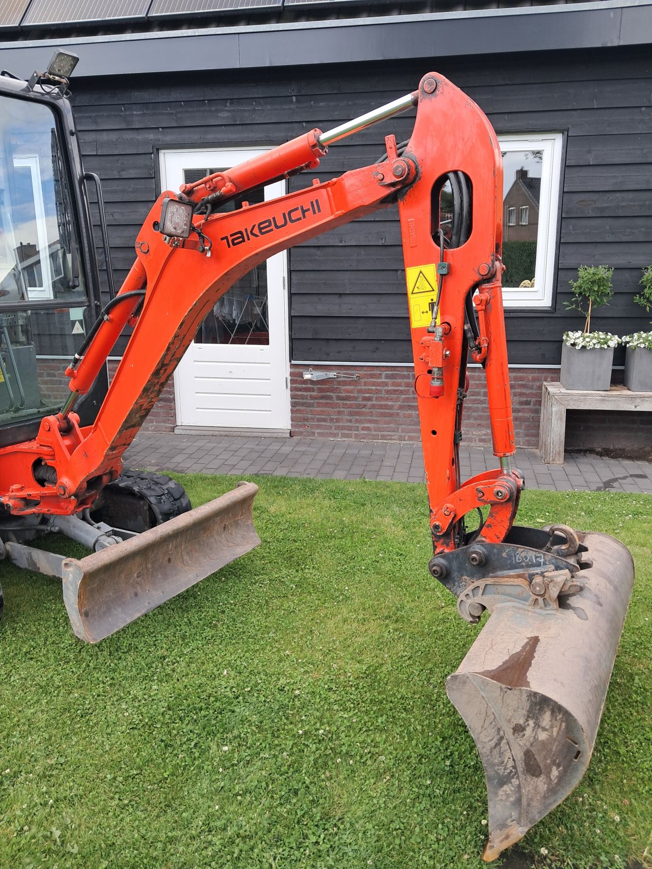 Minigraver Takeuchi TB216 ( Bj 2015 ) Graafmachine / Minikraan