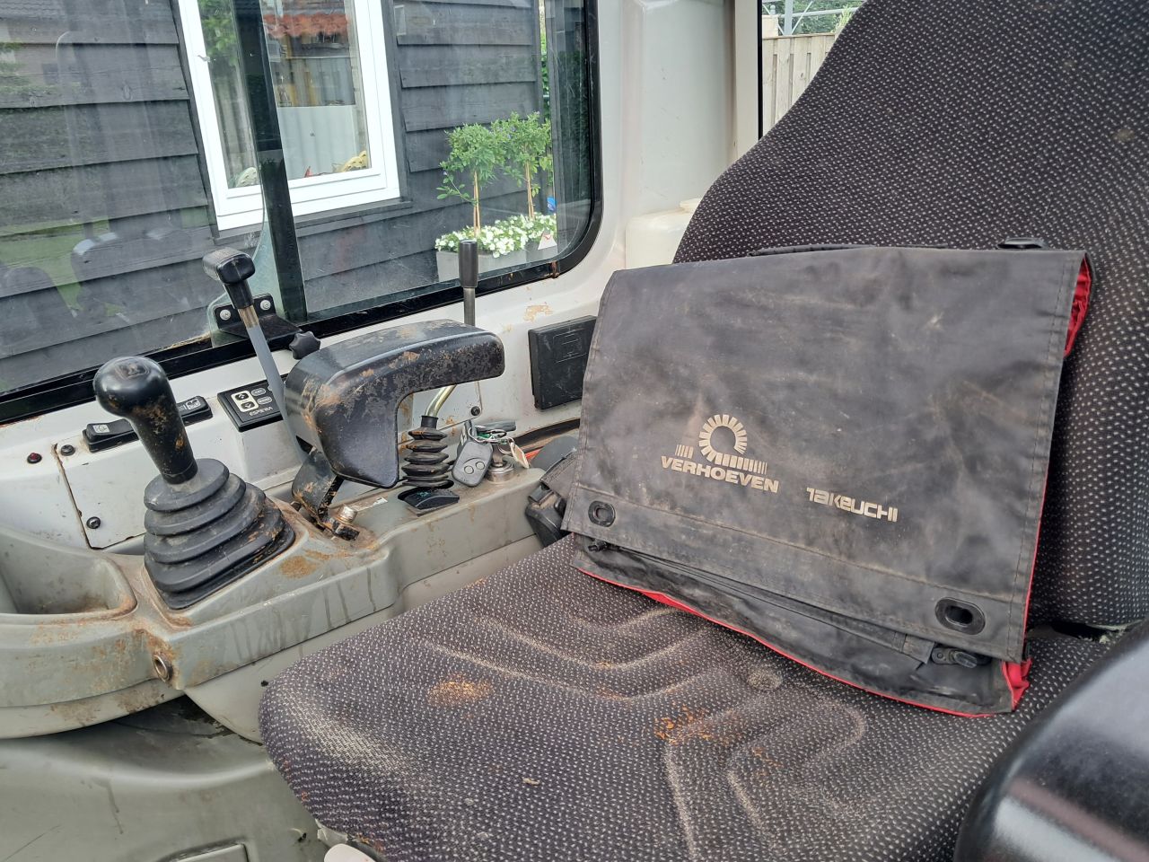 Minigraver Takeuchi TB216 ( Bj 2015 ) Graafmachine / Minikraan