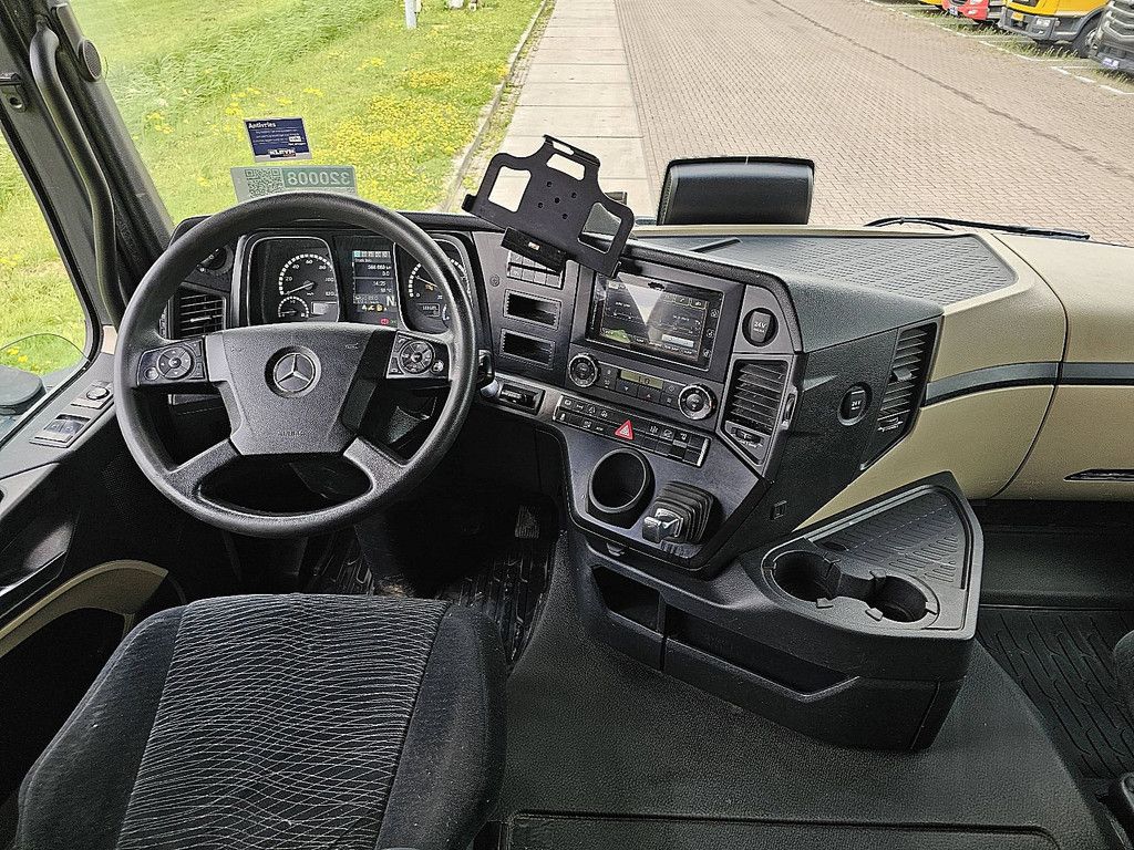 MERCEDES-BENZ ACTROS 1843