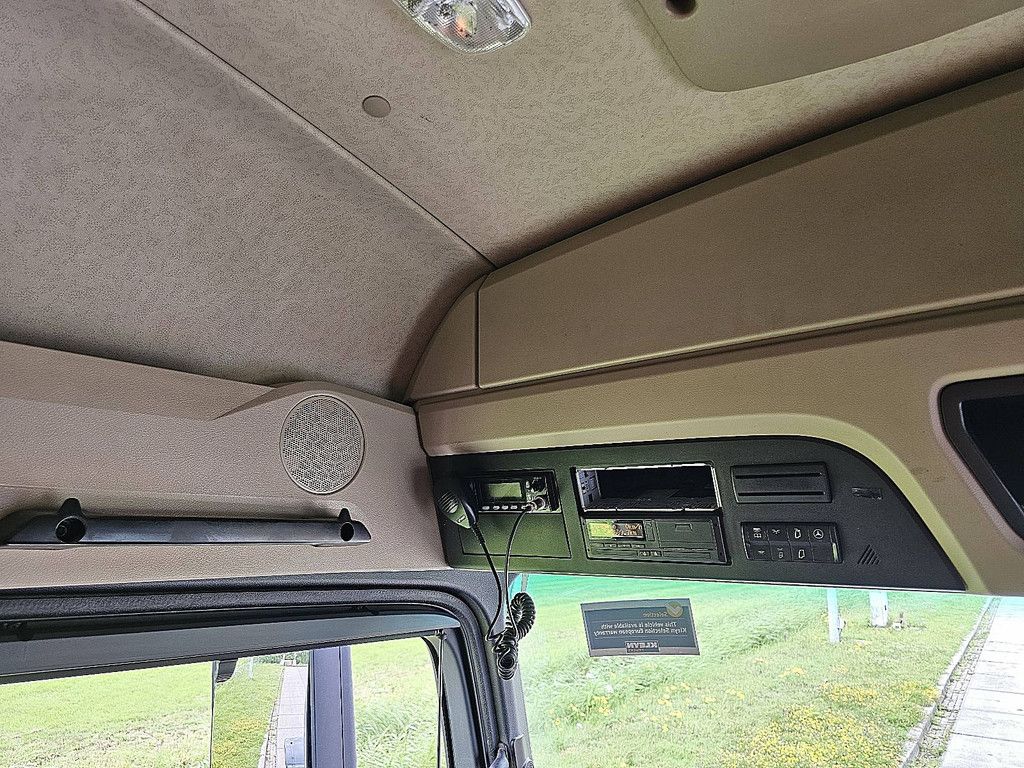 MERCEDES-BENZ ACTROS 1843