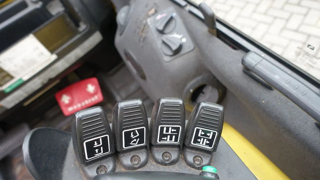 Hyster H 3.5 ton LPG Vork versteller en sideshift