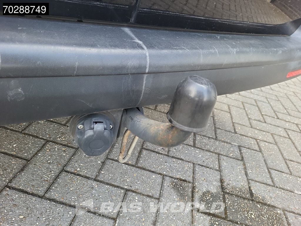 Volkswagen Transporter 102PK 6m3 Towbar