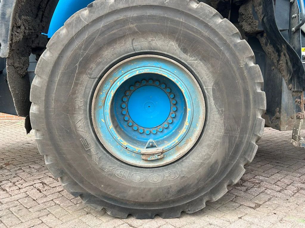 Komatsu WA470-7