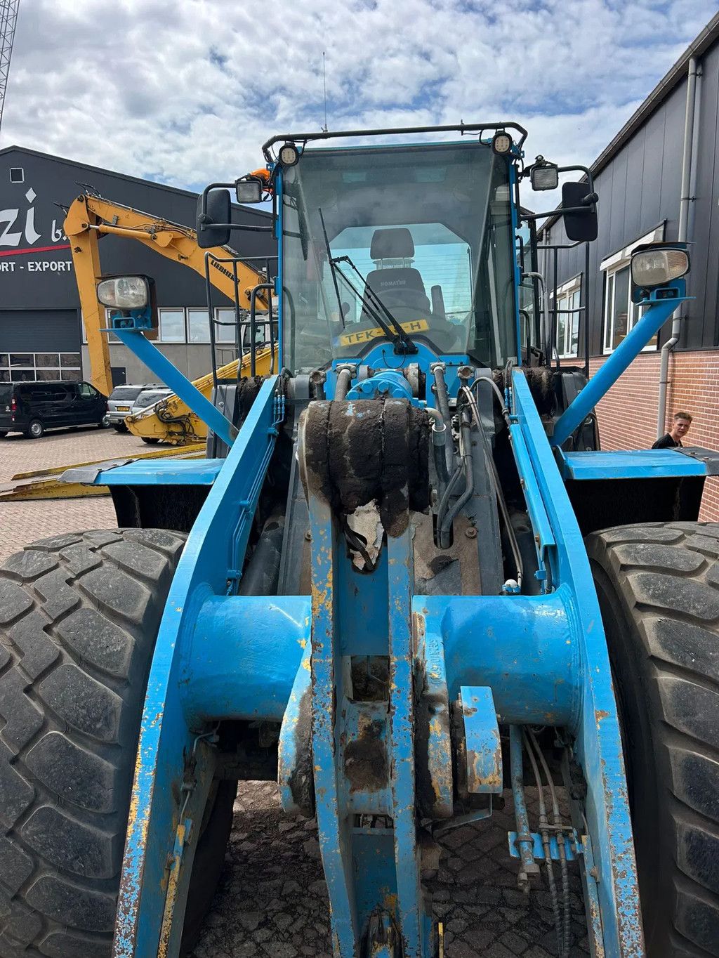 Komatsu WA470-7