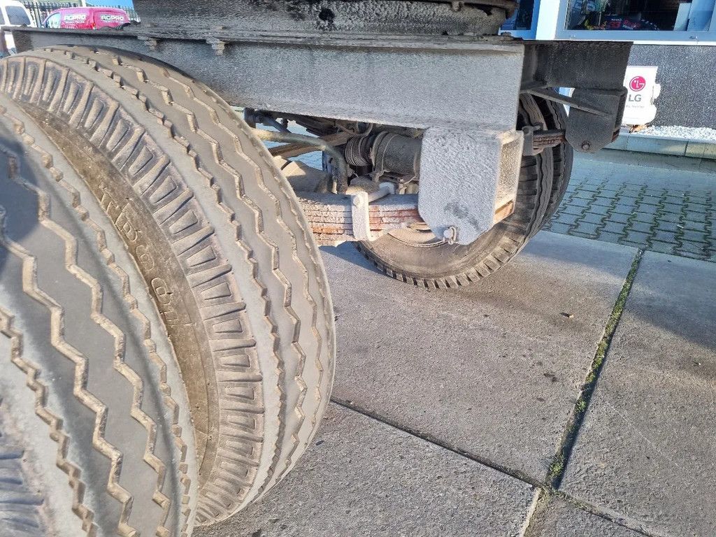 Diversen LANGE STRO WAGEN bladgeveerd hydr geremd LZV KENT
