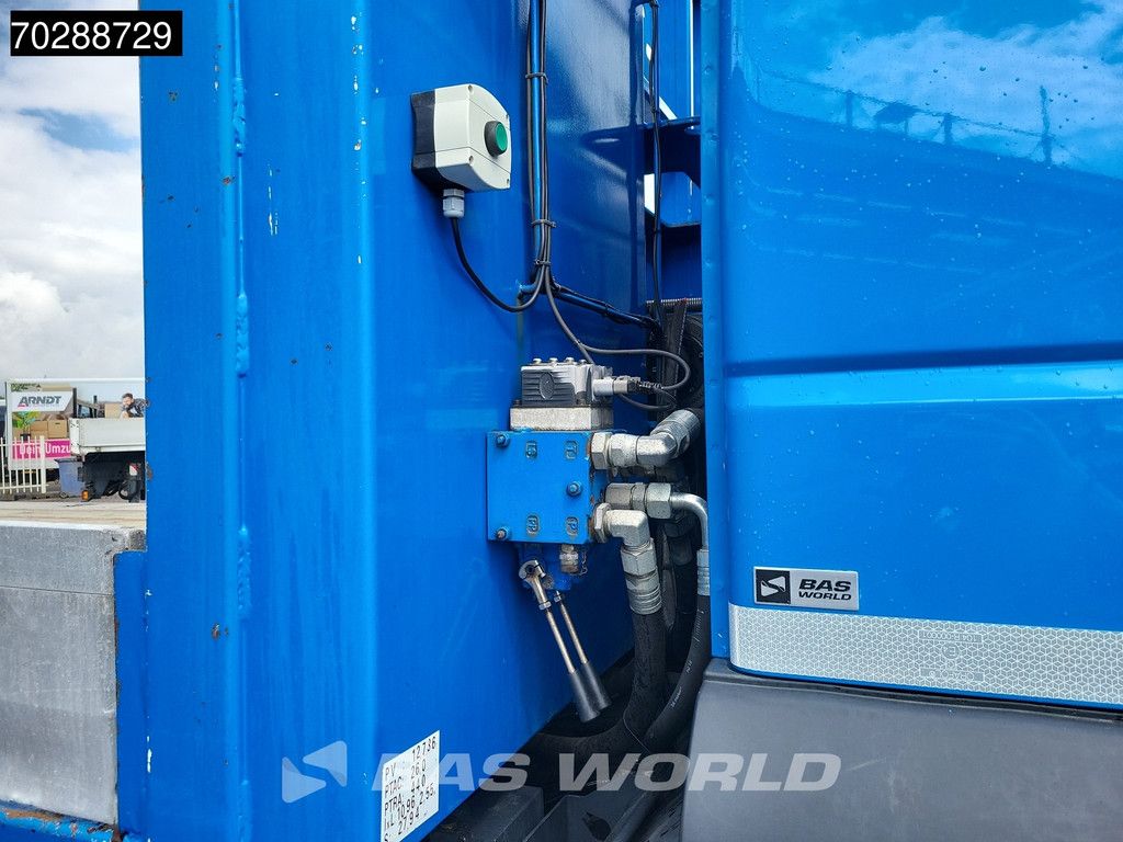 Iveco X-Way 420 6X2 Machine transporter Hydraulic Ramp Lift+steering axle ACC Euro 6