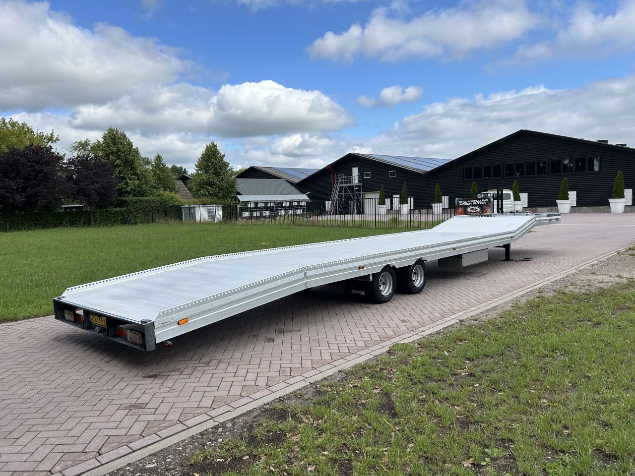Be oplegger 8 TON ambulance auto transporter Veldhuizen 13.60