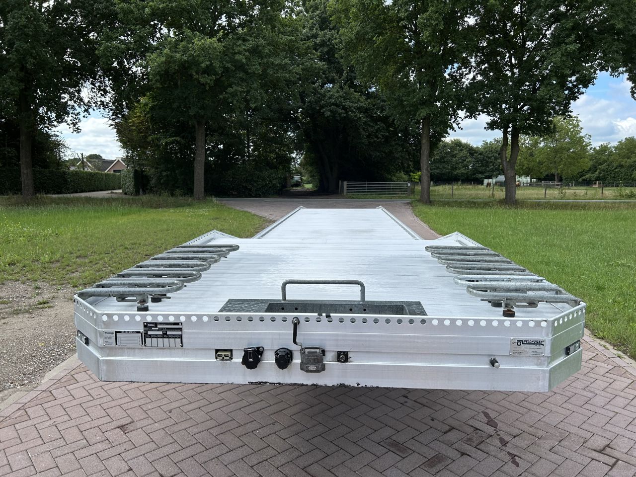Be oplegger 8 TON ambulance auto transporter Veldhuizen 13.60