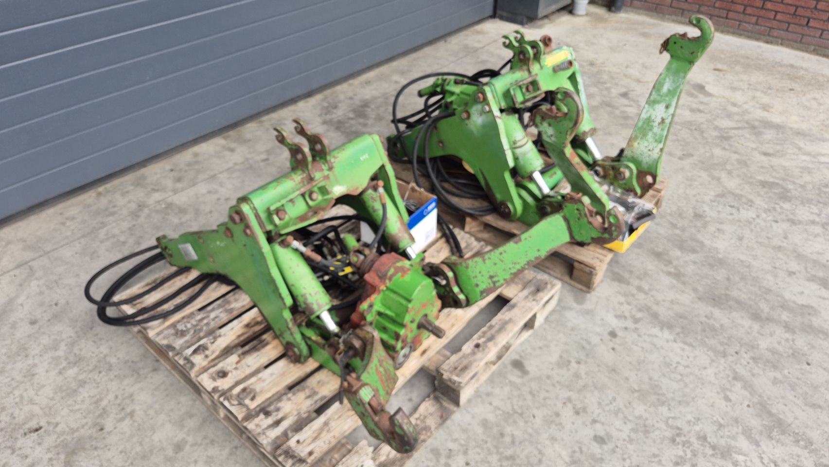 Zuidberg Fronthef en PTO voor John Deere 6000/10 serie