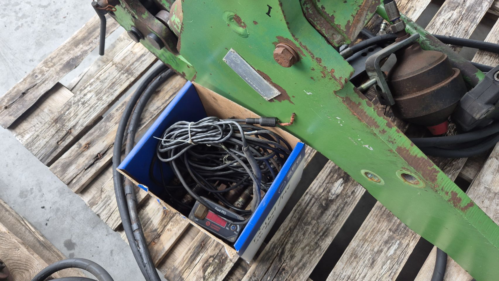 Zuidberg Fronthef en PTO voor John Deere 6000/10 serie