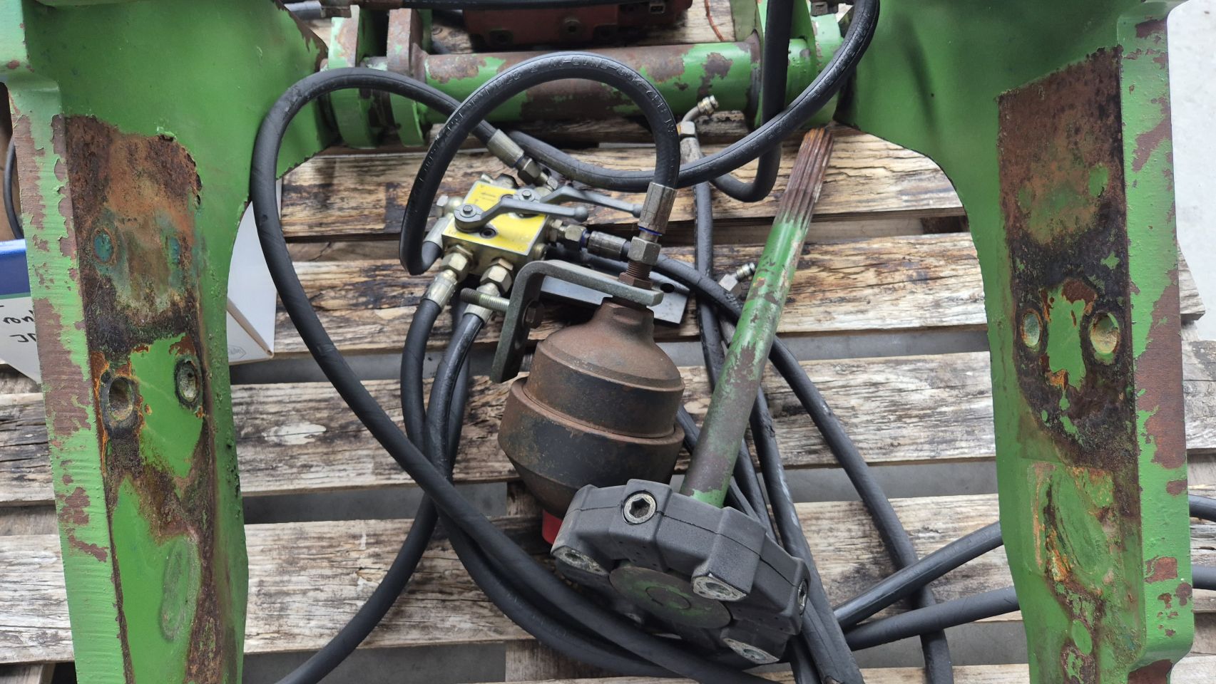 Zuidberg Fronthef en PTO voor John Deere 6000/10 serie