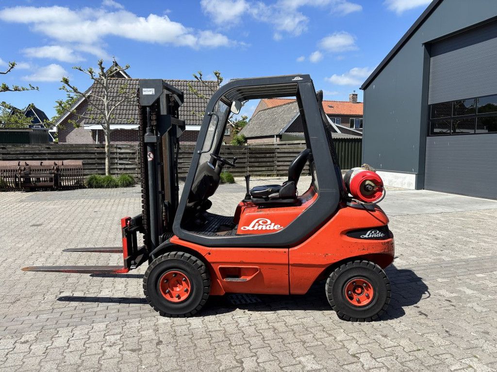 Linde H20T Duplo mast 3.150mm, LPG, SideShift.