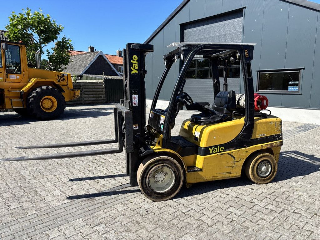 Yale GLP35VX Triplo mast 4.550mm, LPG, Side Shift.