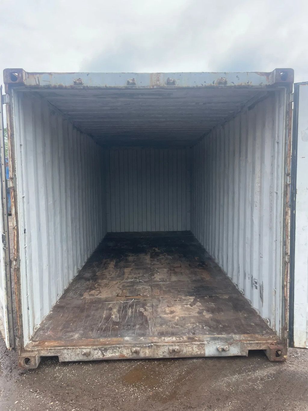 All in 20ft zeecontainer