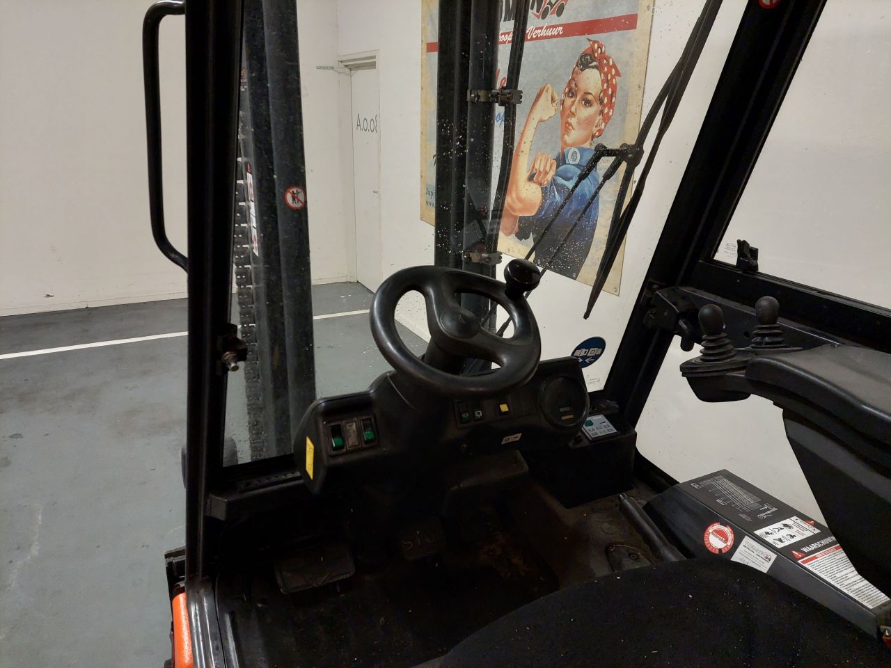 Linde E30/600-03