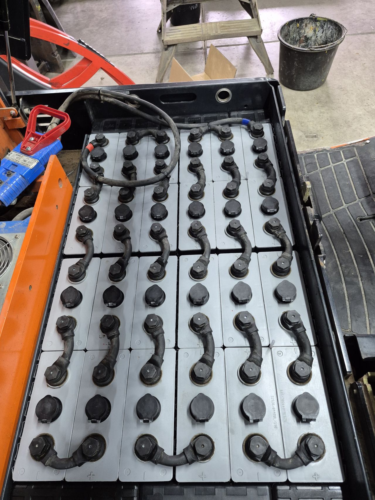 Doosan B15T-5 bj 2014 triplex sideshift 2452 uur accu 2020