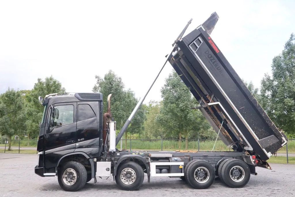 Volvo FH 13.540 8X4 TIPPER EURO 6 BIG AXLES RETARDER VDS