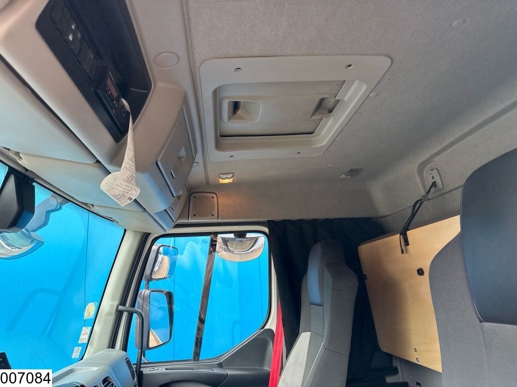 Renault D 13 250 EURO 6, ADR