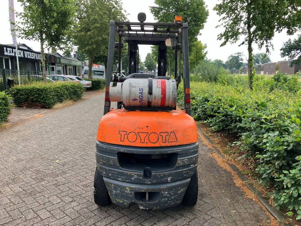 Heftruck Toyota 02-6FGF-30 LPG 2750kg 3.3m 1994