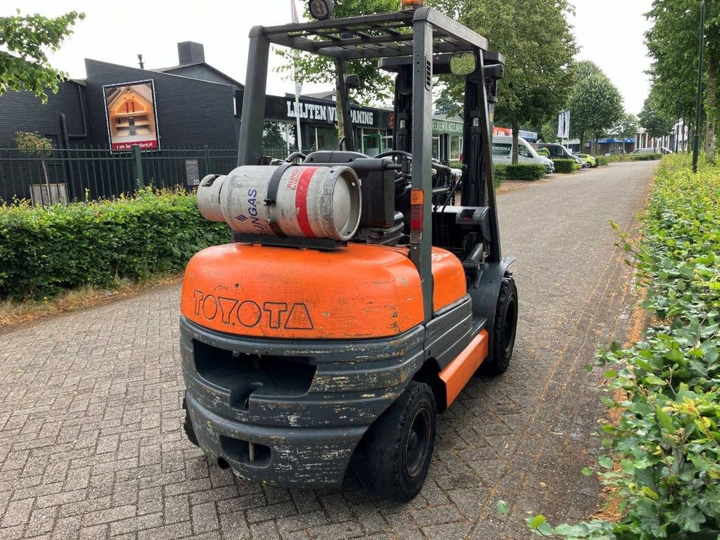 Heftruck Toyota 02-6FGF-30 LPG 2750kg 3.3m 1994