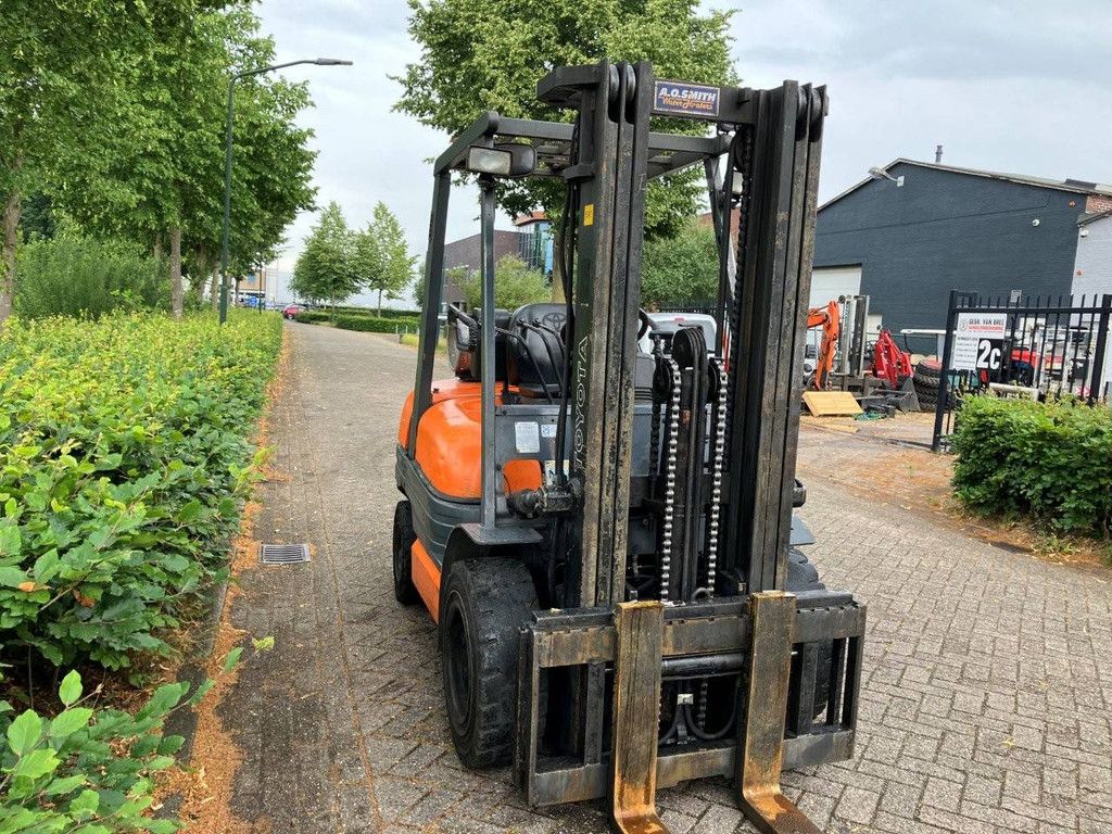 Heftruck Toyota 02-6FGF-30 LPG 2750kg 3.3m 1994