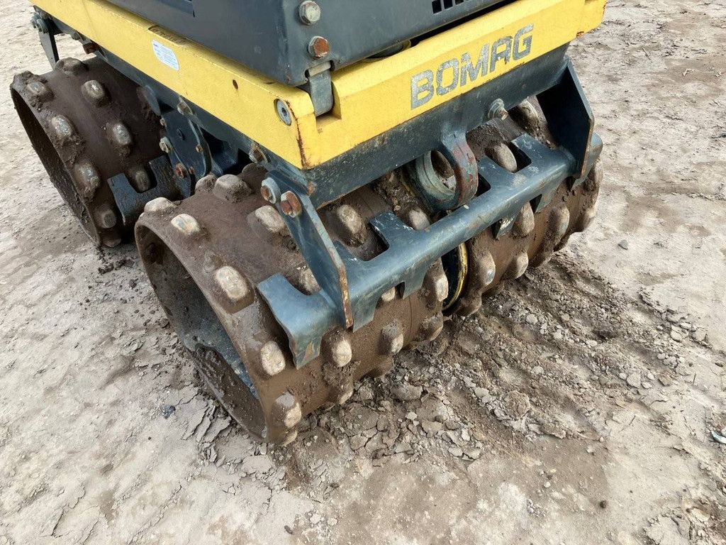 Sheepfoot roller Bomag BMP 851 Diesel 2000