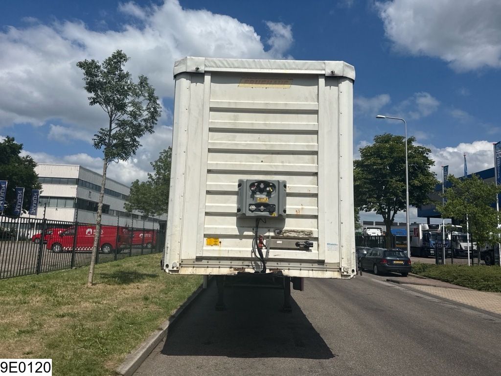 Fruehauf Tautliner Palfinger