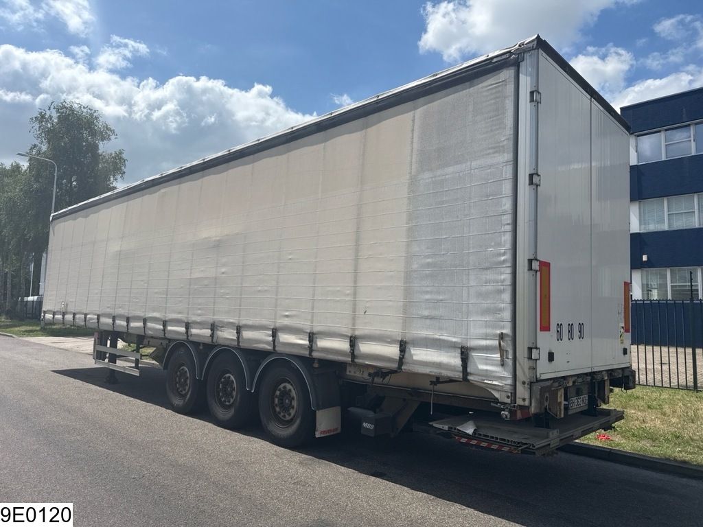 Fruehauf Tautliner Palfinger